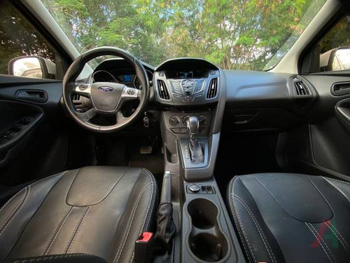 Ford Focus 2.0 SE SEDAN 16V FLEX 4P POWERSHIFT