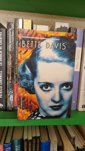 Bette Davis - Vidas De Cine / Agustín De Miguel / Estructura