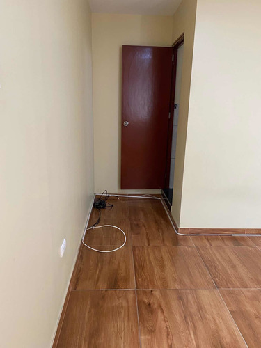 Imagen 27 de 29 de Mini Depa 30 M2 Incluye Servicios Cuadra 3 Av. La Molina - Atento Peru-2023