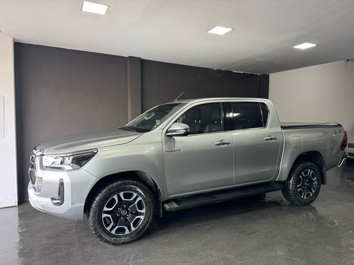 Toyota Hilux Pick-up 2.8 Cd Srx 177cv 4x4 At