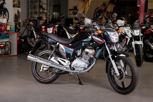 Titan 150- $ 282.000.- O En 18 C/tarj - - Tuamoto