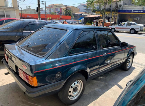 Imagem 3 de 15 de Ford Escort 1.6 Álcool 2p