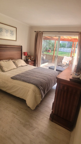 Excelente Y Cómoda Casa Muy Segura En Condominio