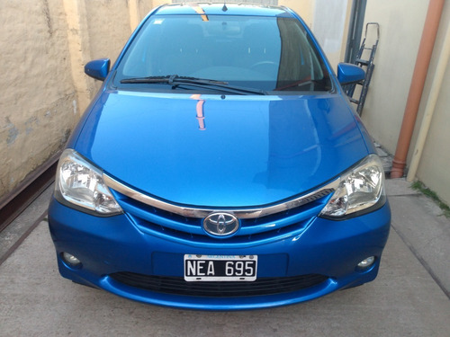 Imagen 5 de 8 de Toyota Etios