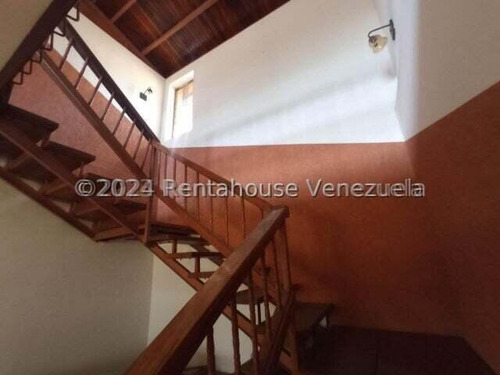 Amplia, Estilo Dúplex, 2.500 Mtrs De Terreno, Además, Cuenta Con Un Chalet De 170 Mtrs,, Canchas De Tenis Y De Usos Múltiples, Pinatero, Caney Y Parrillera. Todo Esto Dentro De Conjunto Privado