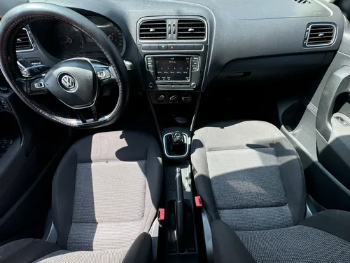Volkswagen Polo 1.6 L4 Design & Sound Mt