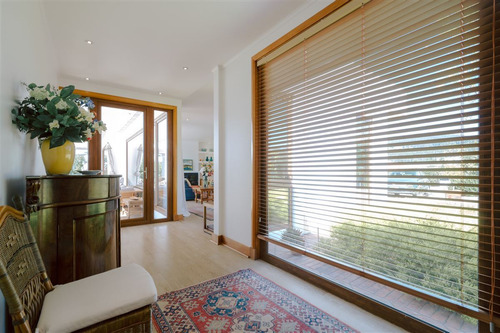 Excelente Casa Con Inmejorable Ubicación En Marbella