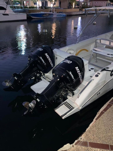 Imagen 7 de 7 de Yate Extreme Marine Cuddy 38 Lv1691