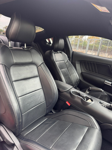 Ford Mustang 5.0 Gt 421cv