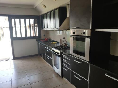 Imagen 23 de 29 de Casa En Alquiler Por Día Y Eventos 7 Ambientes Con Piscina