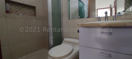 Imagen 10 de 11 de Venta Casa San Roman 22-489-y Ymanol Elizalde 0414-3227631