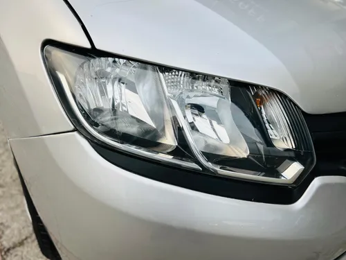 Renault Logan 1.6 Automático version Life+ A.A