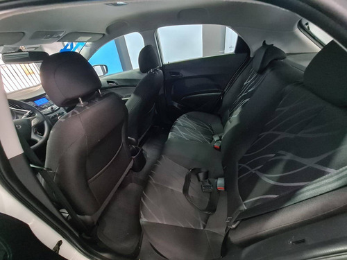 Imagem 10 de 10 de Hyundai Hb20 1.0 Comfort 12v Flex 4p Manual
