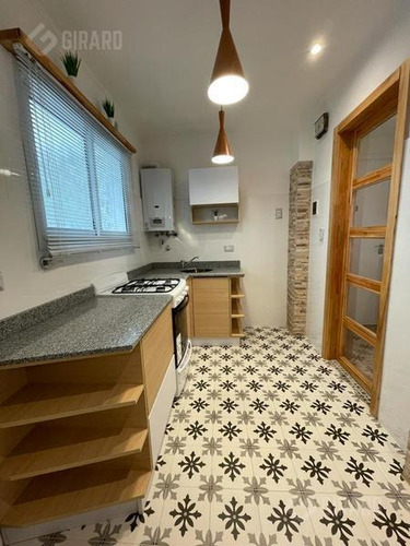 Venta Departamento 3 Ambientes, Reciclado. Zona Plaza Colon