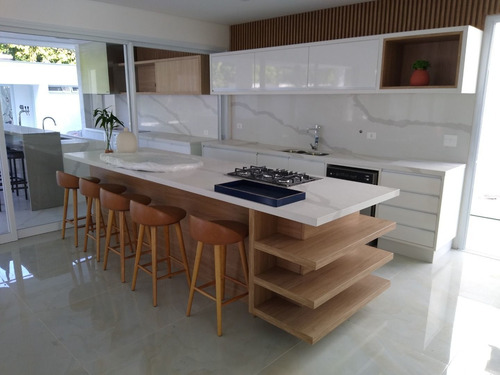 Imagem 8 de 15 de Casa Para Venda No Bairro Riviera De São Lourenço Em Bertioga - Cod: Ir17230 - Ir17230
