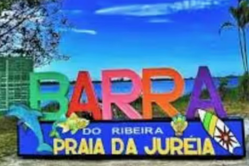 Casa Na Praia Da Juréia, Pé Na Areia, Com Piscina, Frente Ao Mar. Sítio À Beira-mar!