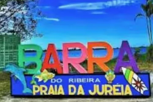 Casa Na Praia Da Juréia, Pé Na Areia, Com Piscina, Frente Ao Mar. Sítio À Beira-mar!