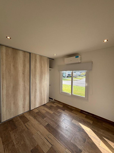Casa 4 Amb En Venta En Barrio Privado San Felipe - Canning