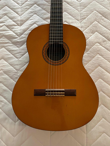 Guitarra Yamaha C40