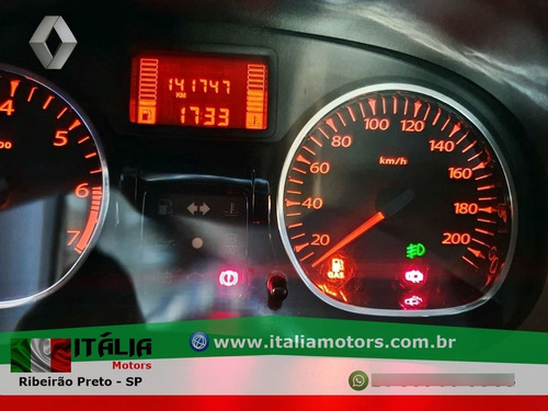 Imagem 12 de 12 de Renault Duster Dynamique 2.0 Prata 2013