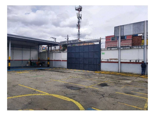 Patio Industrial En Arriendo, Sector Eduardo Santos