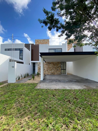 Casa En Venta En Temozón Norte, Mérida, Yucatan