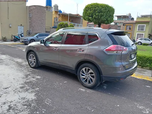 Nissan X-Trail 2.5 Exclusive 3 Row Cvt