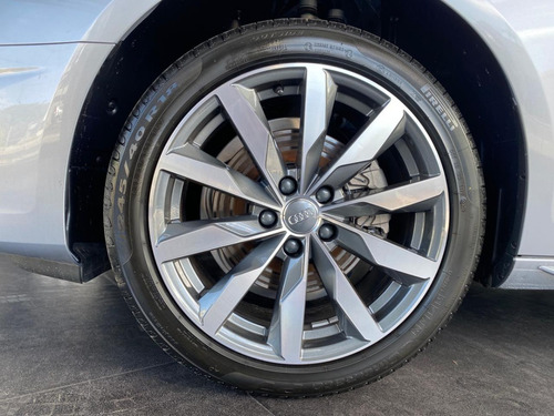 Imagen 11 de 14 de Nuevo Audi A4 40 Hribrido Tfsi S-tronic