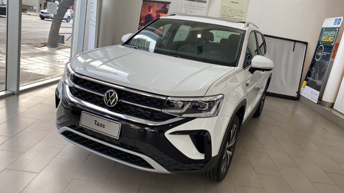 Imagen 2 de 15 de Volkswagen Taos Highline Entrega Ya !!! Año 2022 Cm