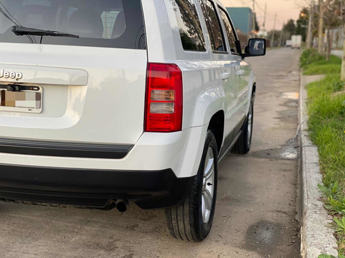 Imagen 8 de 14 de Jeep Patriot 2012 2.0 Sport 4x2 156cv Mtx