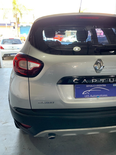 Imagen 10 de 14 de Renault Captur 2.0 Zen Les Automotores