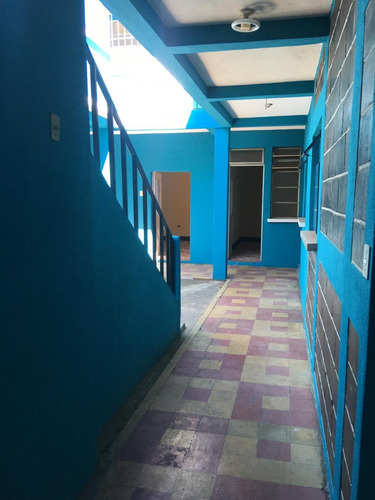 Casa En Venta En Castillo Lara, Zona 7