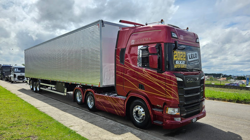 Scania R450 6x2 Highline Ano 22 Aut + Baú Nostra 30 Plt 2025