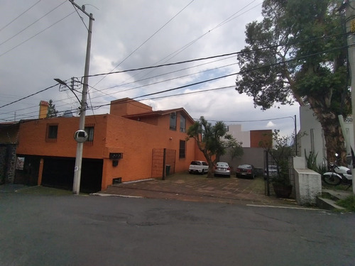 Bonita Casa En Venta- San Jerónimo Lidíce.