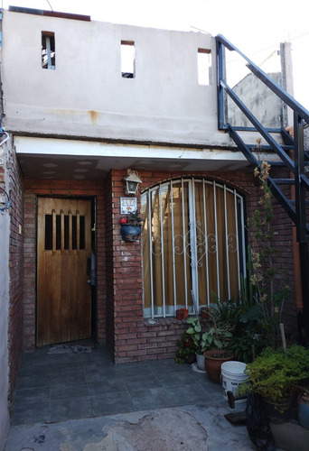 Imagen 2 de 15 de Venta Casa + Dpto A 2 Cuadras De Av. O'higgins