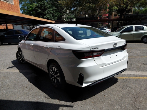 Imagen 6 de 17 de Toyota Yaris Dubai 2023
