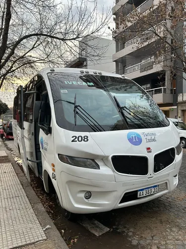 Minibus Iveco Daily 70c16hd Carroseria Armar