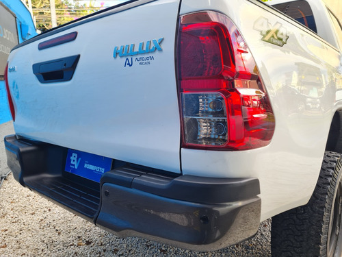 Toyota Hilux 2.8 Std Power Pack Cab. Dupla 4x4 Tdi 4p