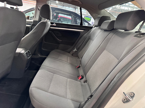 Volkswagen Bora 2.0 Style Active Tiptronic At