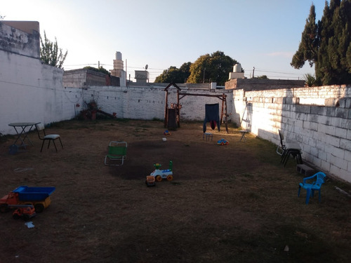 Imagen 6 de 7 de Amplio Patio!- Casa 2 Dorm. B° San Nicolas-