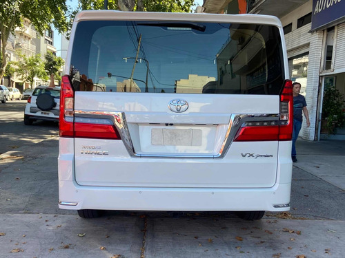 Imagen 5 de 25 de Toyota Hiace 2021 2.8 Tdi Wagon 6at 10a Vx Premium
