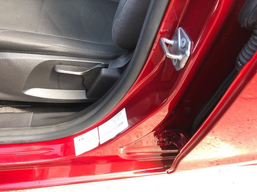 Imagen 8 de 12 de Ford Fiesta Se 2017 Automático