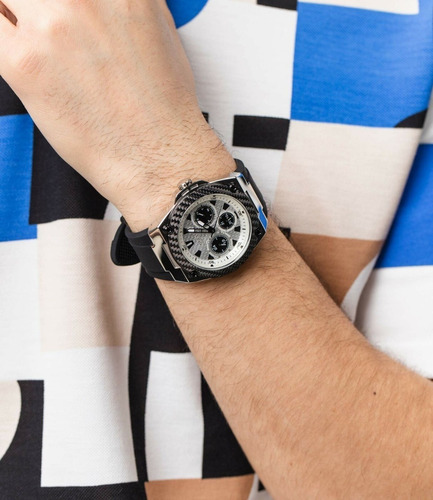 Imagen 5 de 6 de Reloj Guess Legacy Hombre W1049g3 Sumergible Calendario