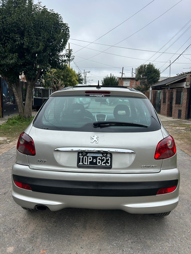 Peugeot 207 2.0 Sedan Xt Hdi