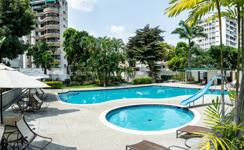 Apartamento En Venta En La Florida Caracas