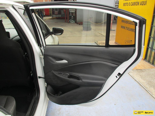 Chevrolet Onix LT 1000CC TURBO AT AA