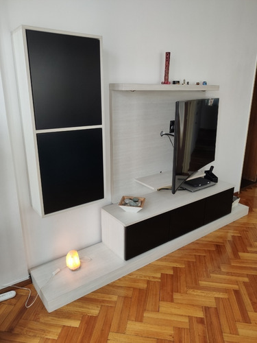 Smart Tv Samsung 55 4k Curvo + Mueble Flotante Luces Pin