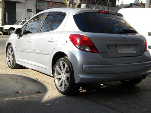 Imagen 4 de 15 de Peugeot 207gti2011