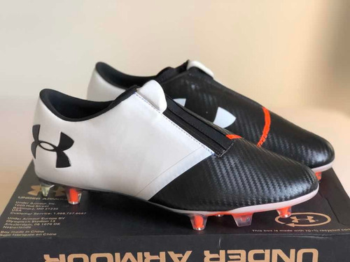 Chuteira Profissional Under Armour Spotlight Fg