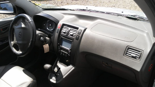 Imagem 8 de 14 de Sucata Hyundai Tucson Gls 2.0 2015 Flex - Rs Auto Peças